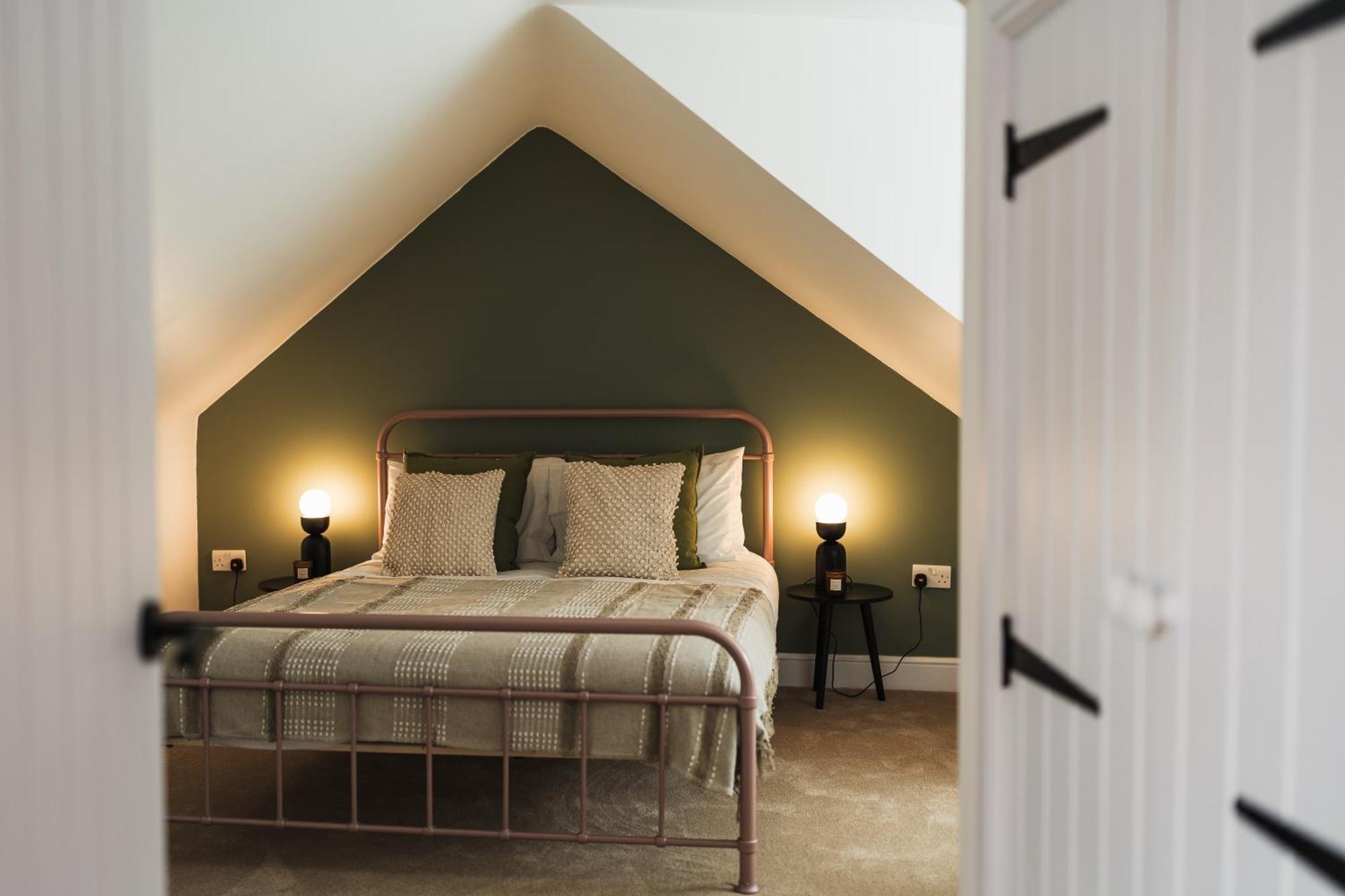 Feature Stone, Stunning Apartment, 2 X King Beds And Single, Sleeps 5 Castle Cary Eksteriør bilde