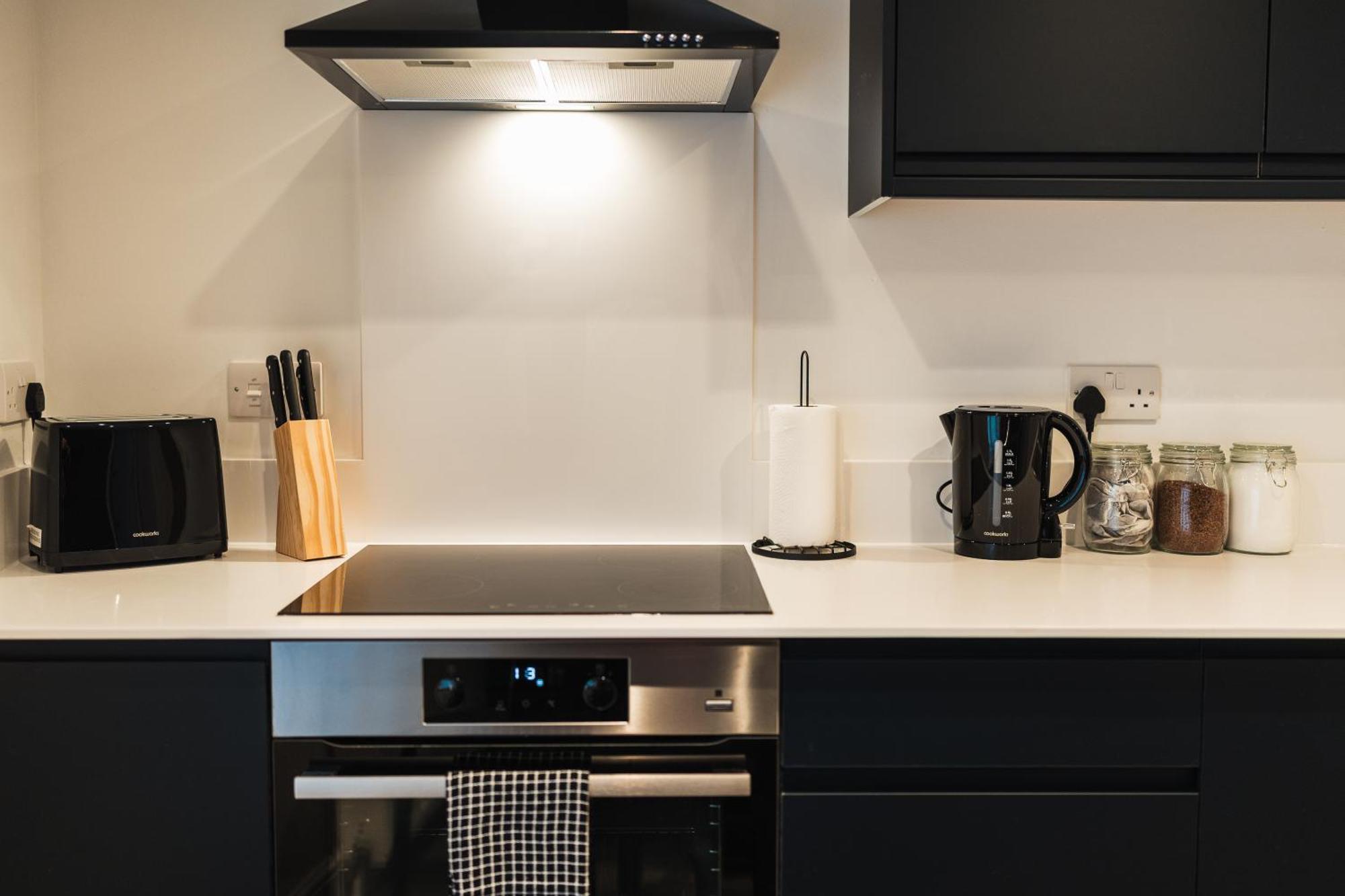Feature Stone, Stunning Apartment, 2 X King Beds And Single, Sleeps 5 Castle Cary Eksteriør bilde