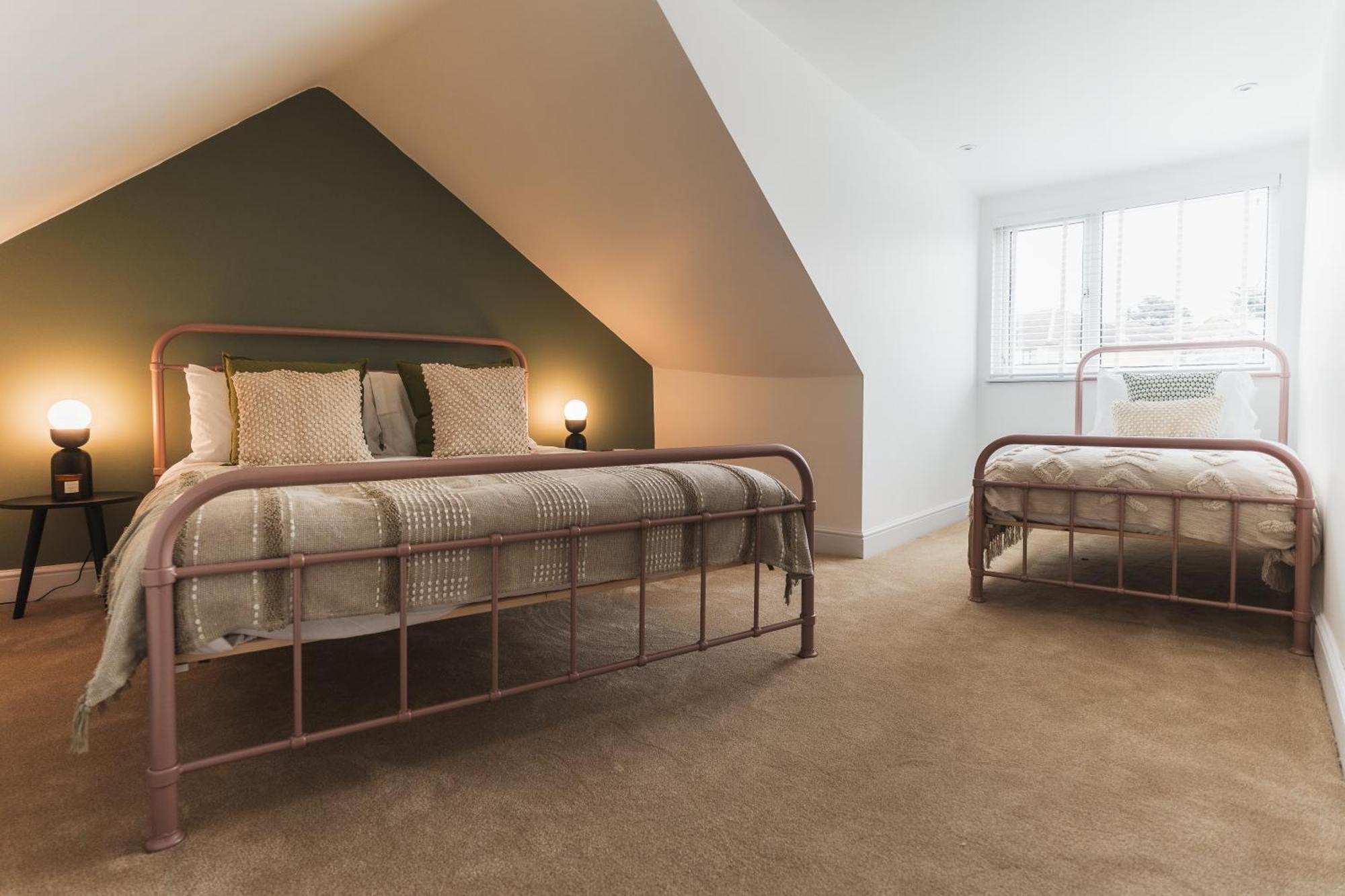 Feature Stone, Stunning Apartment, 2 X King Beds And Single, Sleeps 5 Castle Cary Eksteriør bilde
