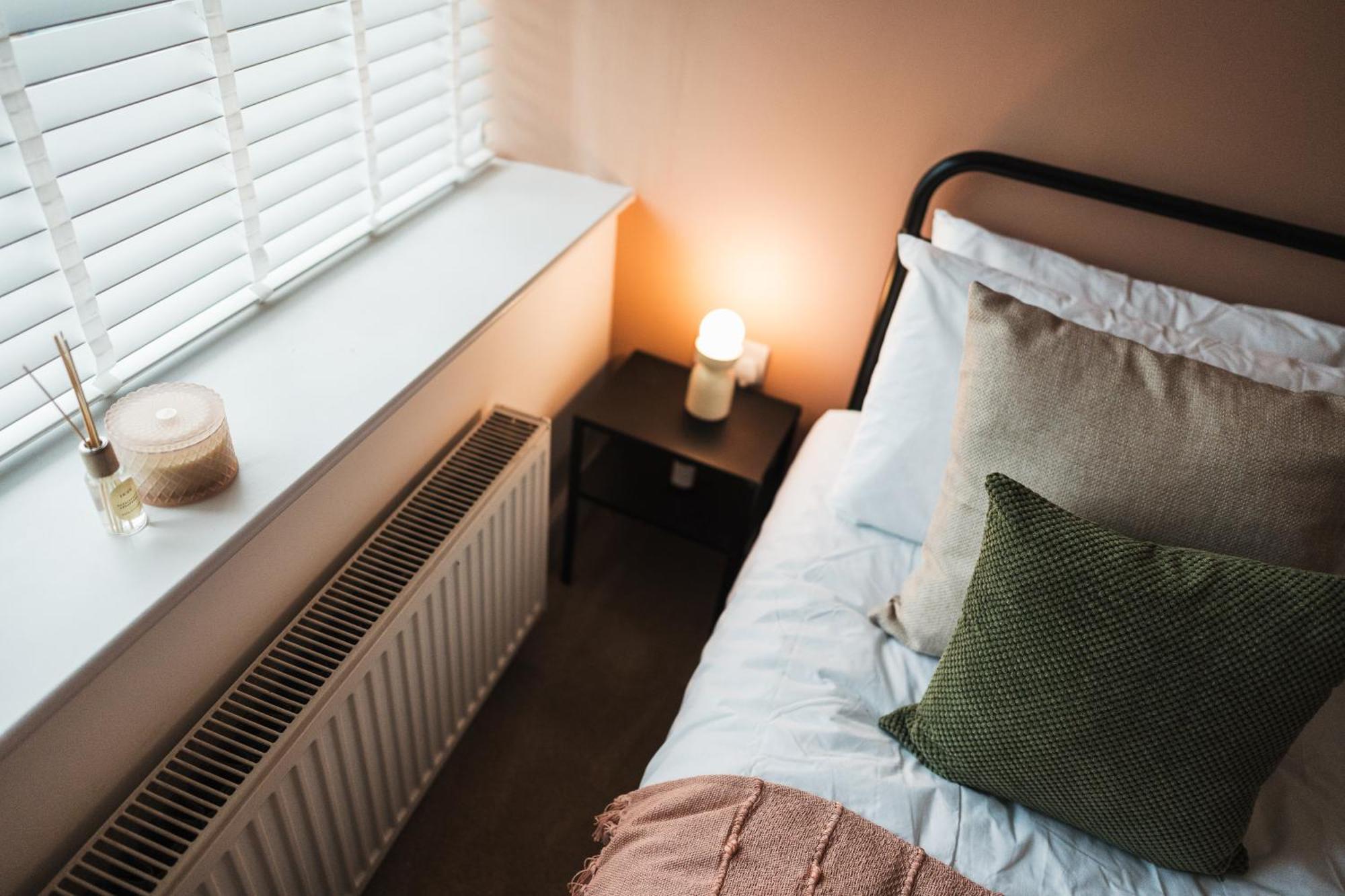 Feature Stone, Stunning Apartment, 2 X King Beds And Single, Sleeps 5 Castle Cary Eksteriør bilde